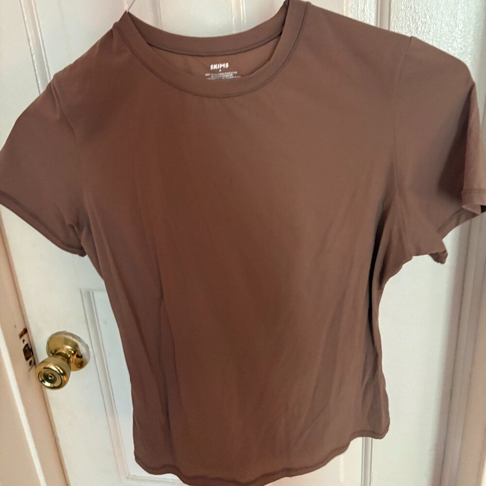 Skims Fits Everybody T- Shirt - Umber size M